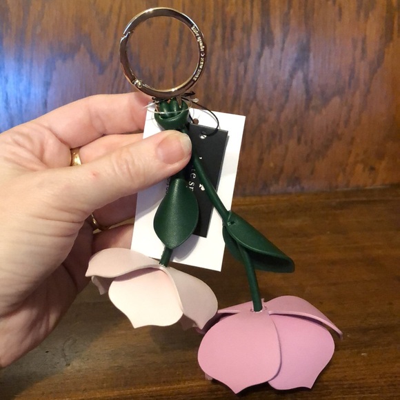 NWT-Kate Spade-Perfect Plume 3D Flower 🌸 Keyfob/Bag Charm-$129 - Picture 2 of 11